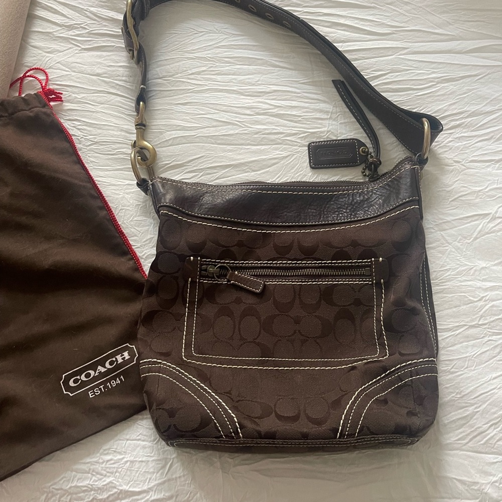 Authentic Coach Signature Shoulder Bag with Dust Cover like new